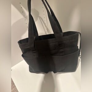 Large Vida tote in onyx